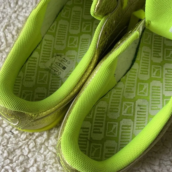 Puma Womens’ Basket Future Minimal Sneaker - Picture 5 of 16